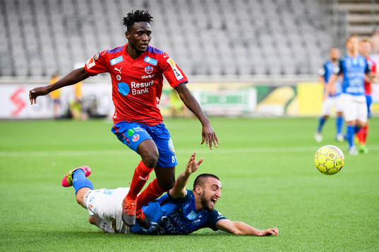 Helsingborgs Mamudu Moro och Norrbys Kardo Sarchel Aso Omar