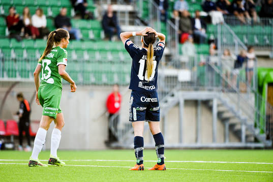 Linköpings Kosovare Asllani deppar