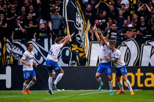 Norrköpings Linus Wahlqvist och Filip Dagerstål jublar