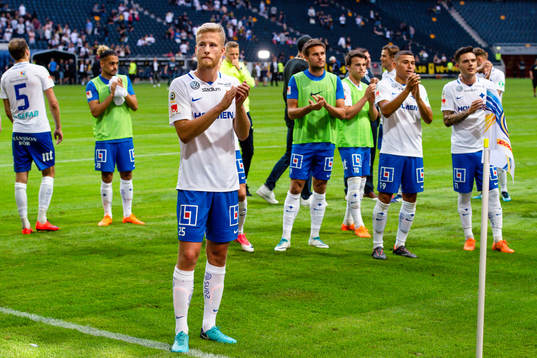 Norrköpings Filip Dagerstål  tackar publiken