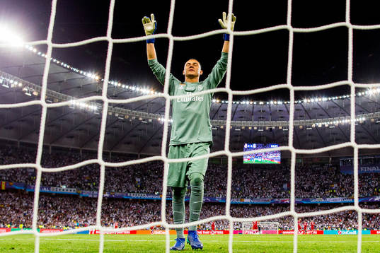 Goalkeeper Keylor Navas of Real Madrid celebrates 2-1