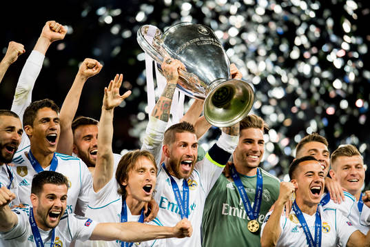 Bläddra bland fler bilder av Football, UEFA Champions League, final, Real Madrid - Liverpool