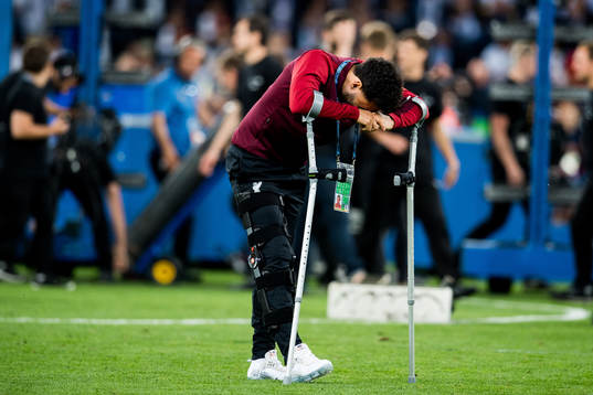 Alex Oxlade-Chamberlain of Liverpool looks dejected