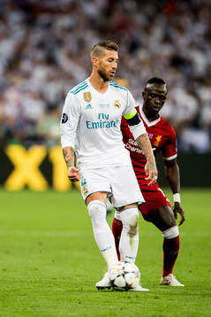 Sergio Ramos of Real Madrid and Sadio Mané of Liverpool