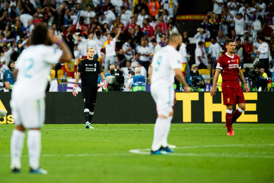 Goalkeeper Loris Karius of Liverpool looks dejected