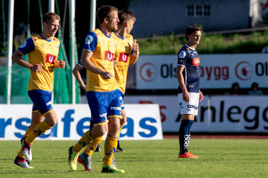 André Danielsen of Vikin looks dejected