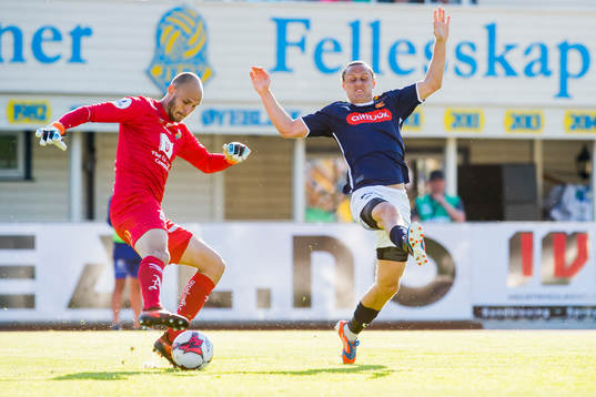 Goalkeeper Øystein Øvretveit of Jerv and Tommy Høiland