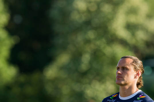 Tommy Høiland of Viking looks dejected