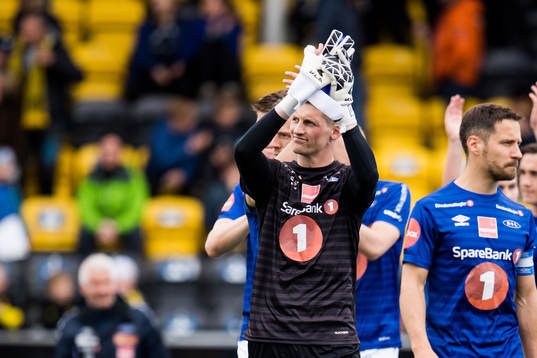 Goalkeeper Even Barli of Ranheim ahea of the Eliteserien