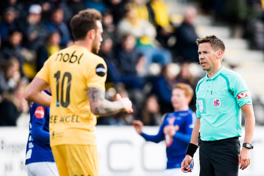 Tom Harald Hagen, referee
