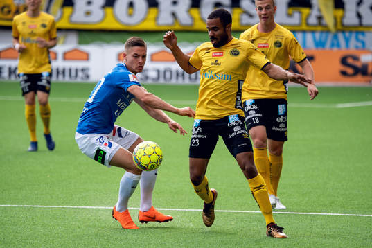 Trelleborgs Felix Hörberg och Elfsborgs Alex Dyer
