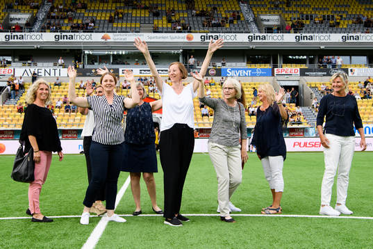 Mammor till Elfsborgs spelare hyllas på mors dag innan