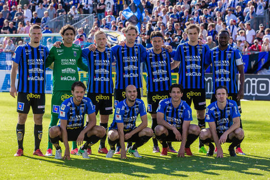 Sirius startelva med Shkodran Maholli , målvakt Karim
