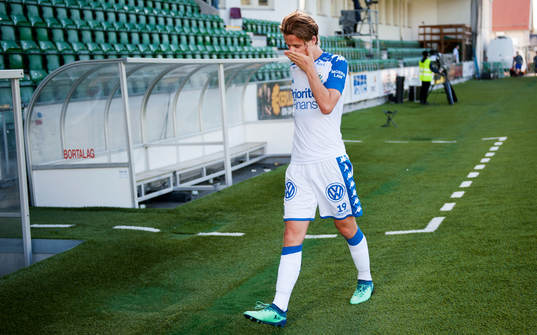 IFK Göteborgs August Erlingmark deppar