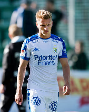 IFK Göteborgs Carl Starfelt deppar