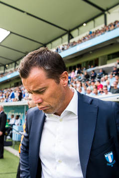 Malmö FFs tränare Daniel Andersson deppar