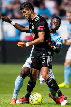 Malmö FFs Bonke Innocent och Dalkurds Rewan Amin