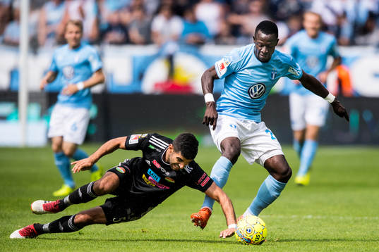 Malmö FFs Bonke Innocent och Dalkurds Rewan Amin