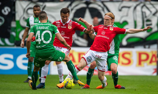 Kalmars Nils Fröling och Hammarbys Nicola Djurdjic som