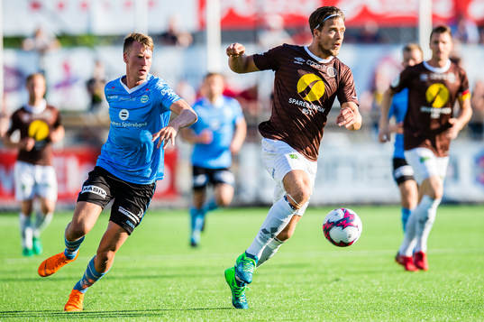 Kent Håvard Eriksen of Sandnes Ulf and Sondre Solholm