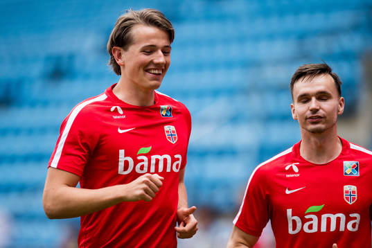 Sander Berge and Ole Kristian Selnæs of Norway