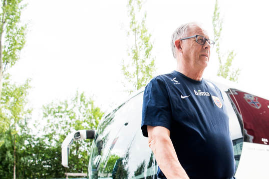 Lars Lagerbäck, head coach of Norway, arrives