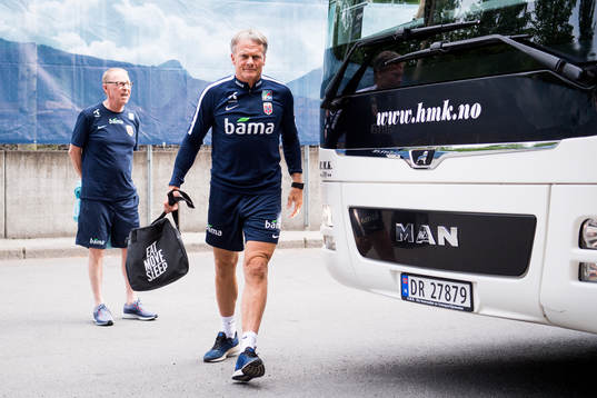 Frode Grodås, goalkeeper coach of Norway, arrives