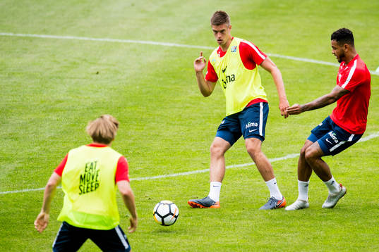 Markus Henriksen and Joshua King of Norway