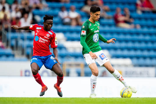Helsingborgs Mamudu Moro och Jönköpings Peter Gwargis