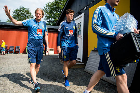 Victor Nilsson Lindelöf (m)