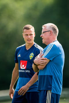 Viktor Claesson och förbundskapten Janne Andersson