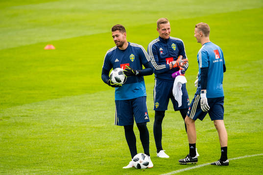 målvakt Kristoffer Nordfeldt, målvakt Karl-Johan Johnsson