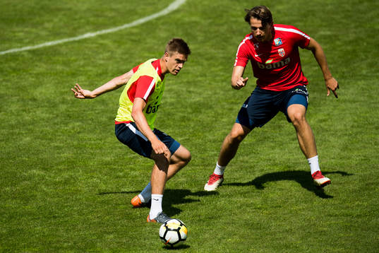 Markus Henriksen and Sander Berge of Norway