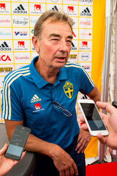 Bevakare Tom Prahl i mixed zone
