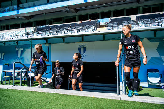 Fiona Brown, Anja Mittag, Alexandra Lowe Riley och Sanne