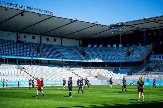 Spelarna på planen