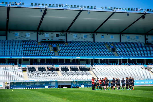 Samling på planen
