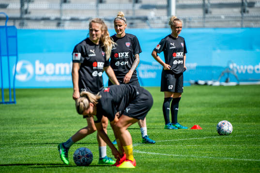 Anja Mittag i mitten