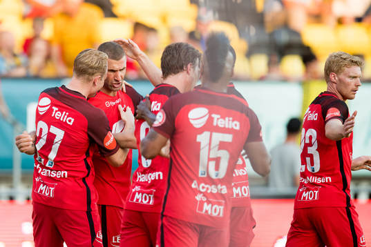 Azar Karadas of Brann celebrates the 1-1 goal with teammates