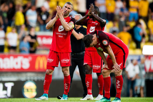 Azar Karadas of Brann looks dejected