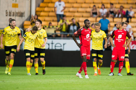 Gilbert Koomson of Brann looks dejected while the players