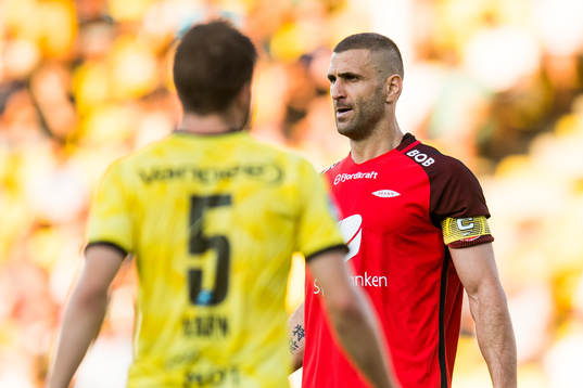 Azar Karadas of Brann looks dejected