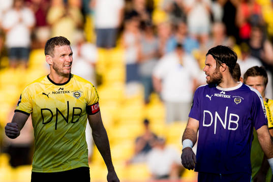 Frode Kippe and goalkeeper Marko Maric of Lillestrøm