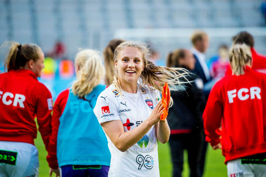 Rosengårds Fiona Brown jublar