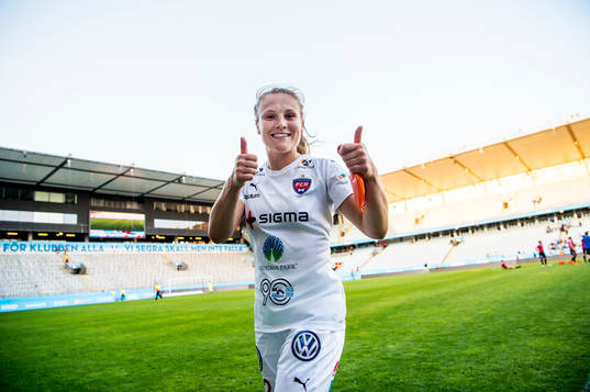 Rosengårds Fiona Brown gör tummen upp