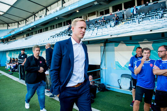 Rosengårds tränare Jonas Eidevall innan fotbollsmatchen i