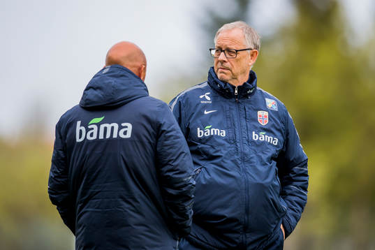 Lars Lagerbäck, head coach of Norway, and Nils Johan Semb,
