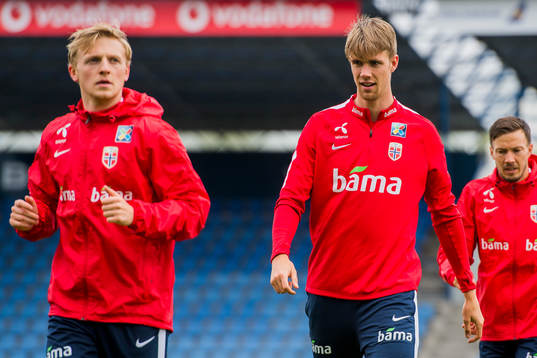 Mats Møller Dæhli and Kristoffer Ajer of Norway