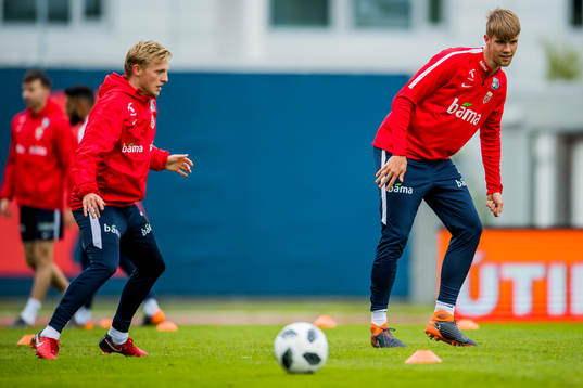 Mats Møller Dæhli and Kristoffer Ajer of Norway