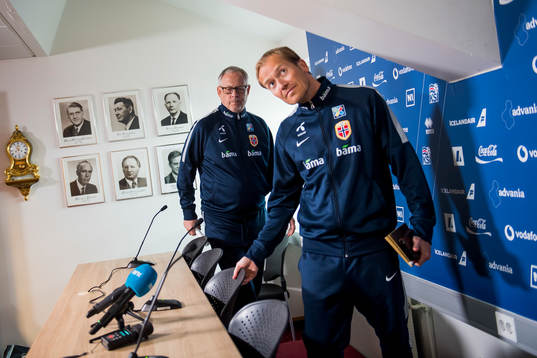 Lars Lagerbäck, head coach of Norway, and Svein Graff,